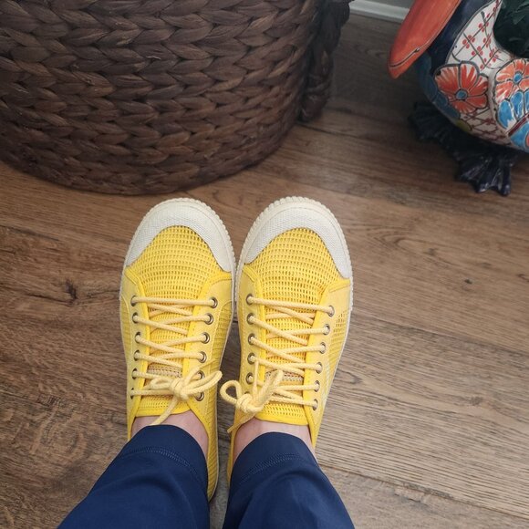 Tretorn yellow sneakers - Picture 1 of 6